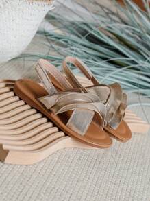 夏季女童戶外白色透氣涼鞋，柔軟舒適鞋底，時尚平底鞋 - 金色 - 查看 5