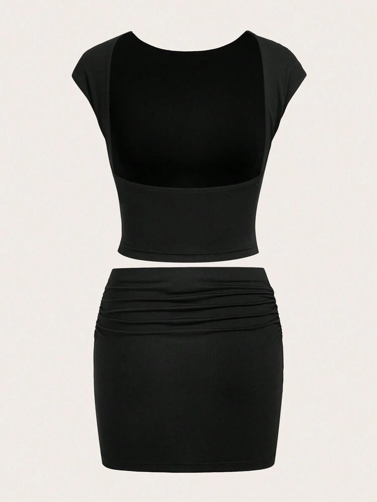 Ladies' Plain Round Neck Slim Fit T-Shirt And Pleated Skirt Two Pieces Set