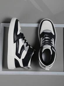 Buty męskie Color Block Letter Patch Decor Oddychające, sznurowane trampki z wysokim stanem, sportowe buty do skateboardingu na świeżym powietrzu