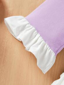 SHEIN Baby Girl Casual And Cute Pajamas Homewear Set With Cartoon Printed Patchwork Design And Ruffle Trim In Loose Fit - Purple - View 3