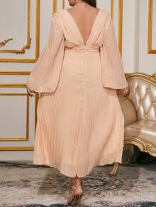 Plus Size Spring Simple Sweetheart Neck Ruched Flare Sleeve Dress - Apricot - View 2