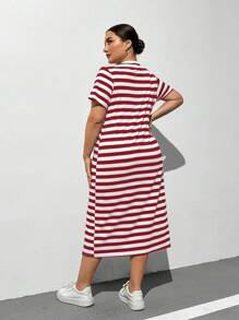 SHEIN Essnce 春夏加大尺寸女性休閒寬鬆條紋分裂短袖T恤連衣裙 - 紅白色 - 查看 2