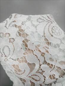 SHEIN LUNE Women Fashionable Solid Color Lacy Printed Short-Sleeved Shirt - White - View 8