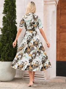 Aveloria Vestido de manga curta e decote em V com estampa aleatória - Café - Visão 2