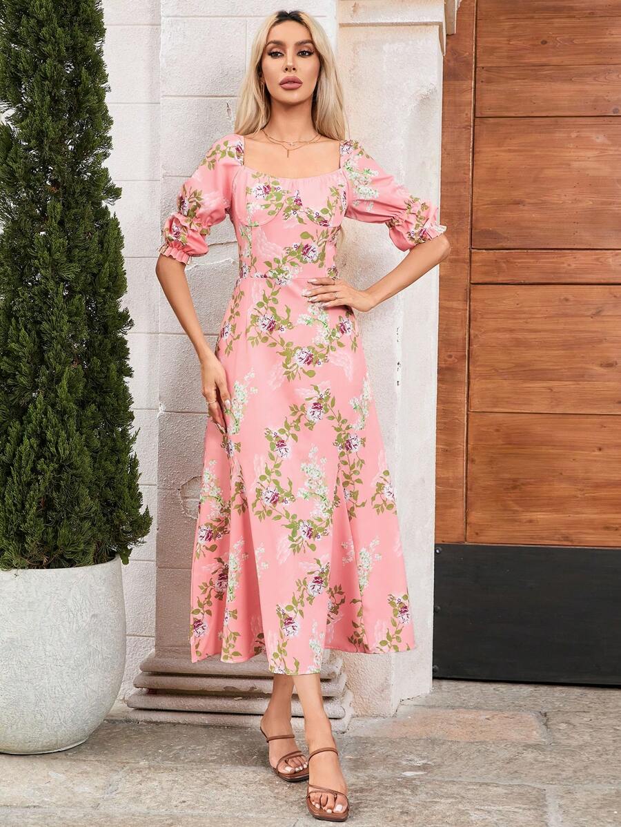 Aveloria Random Printed Square Neck Mid-Sleeve Dress