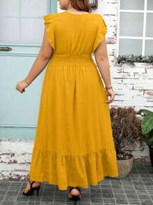 SHEIN Clasi 大尺碼女性夏季純色V領短襟袖帝國腰綁帶褶邊長洋裝