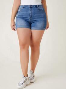 SHEIN Frenchy 女士大碼牛仔短褲 - 中等水洗藍 - 查看 3