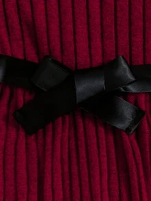 SHEIN 少女露肩袖無袖連衣裙套裝，流蘇邊帶3D花裝飾和圓領設計