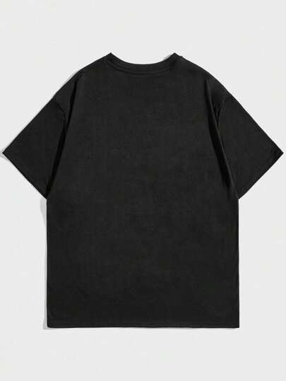 Goth Camiseta con estampado de cruz y letra para hombres para Halloween, escuela
