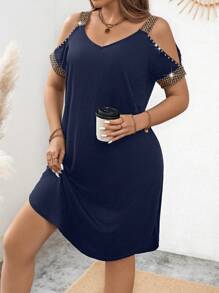 Calvaya Plus Size Nữ Miếng Dán Cường Lực Dây Dệt & Đính Hạt Trang Trí Lệch Vai Tay Ngắn Rời Thẳng Đầm - Màu xanh hải quân - Xem 3