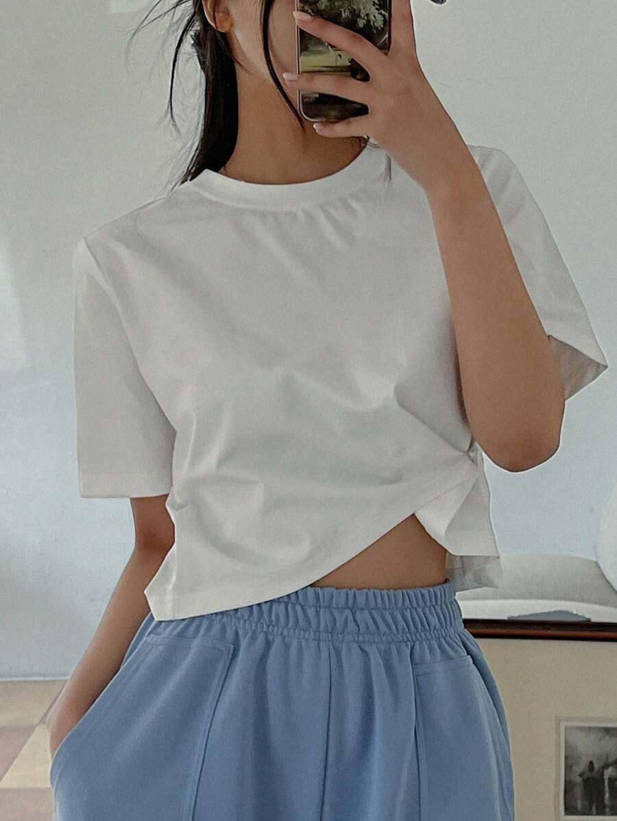 DAZY Solid Color Loose Pleated Short Sleeve T-Shirt - White - View 1