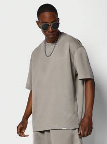 SUMWON Conjunto de 2 piezas con camiseta de manga corta de ajuste regular y pantalón corto