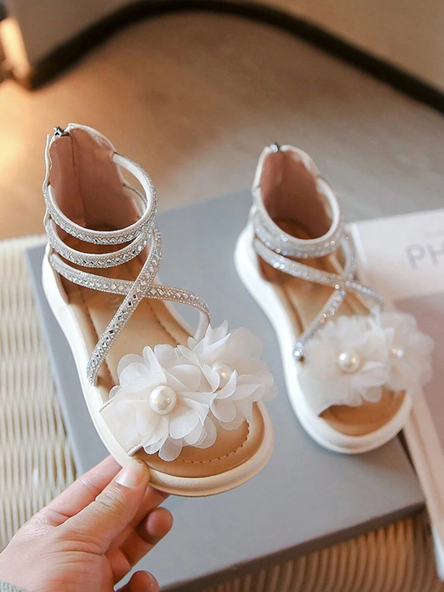 兒童夏季新款女孩米白色羅馬涼鞋，飾有花朵、鑽石和公主設計 - 米色 - 查看 1
