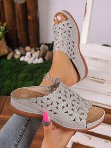 Dép nữ da mềm khoét lỗ, phong cách mùa hè mới, cỡ lớn, đế dày đế mềm thời trang mặc ngoài trời, dép đế dày đế nêm - Xám - Xem 3