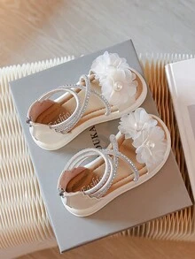 兒童夏季新款女孩米白色羅馬涼鞋，飾有花朵、鑽石和公主設計 - 米色 - 查看 6