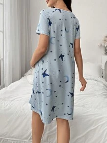 Abito pigiama da notte estivo per la maternità con stampa farfalle e luna e stelle, con bottoni davanti e maniche corte