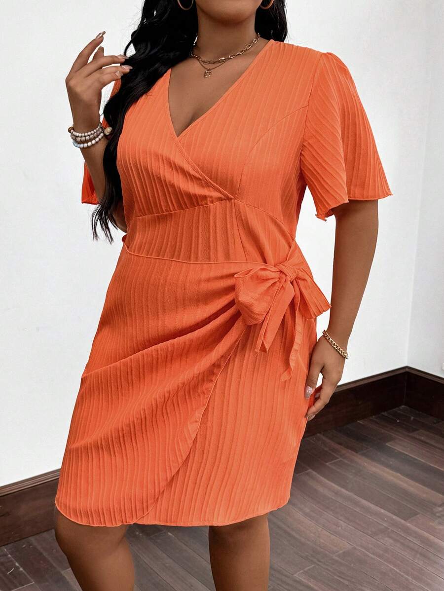 SHEIN LUNE 大碼夏季簡約休閒V領無袖連身裙，附帶綁帶 - 橘色 - 查看 1