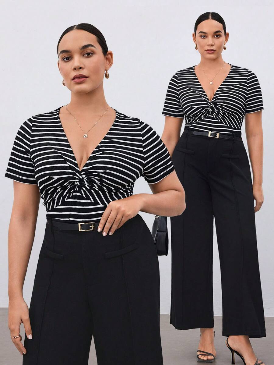 BizChic Kích thước lớn Của phụ nữ Mặt trước xoắn Sọc Ngắn tay Áo thun Cho mùa hè - Đen và trắng - Xem 1