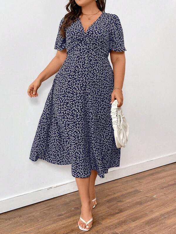 SHEIN Frenchy Abito estivo da donna taglie forti stile boho, con maniche corte e stampa floreale, adatto per le vacanze