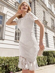 MIUSOL Vestido de cóctel ajustado con encaje floral y bajo de sirena - Blanco - Ver 6