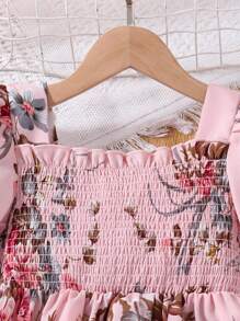 SHEIN Vestido para niña joven con estampado floral, dobladillo con volantes, cuello cuadrado y mangas abullonadas en estilo de vacaciones