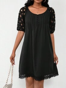 SHEIN Clasi 女性夏季圓領泡泡袖褶皺拼接蕾絲修飾雷尼蓋恩袖休閒寬鬆直筒連衣裙 - 黑色 - 查看 1