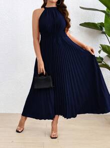 Flirla Große Größen Maxikleid für Damen mit Bubikragen, ärmellos und plissiert, einfarbig