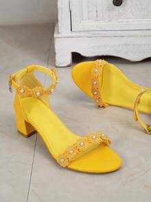 Giày cao gót đế dày có dây buộc trang trí hoa ngọc trai cho nữ, hở ngón, có thể điều chỉnh, kiểu dáng ngọt ngào, da, gót giữa 5cm, dùng cho đám cưới, hẹn hò, mùa xuân/hè, màu vàng - Màu vàng - Xem 3
