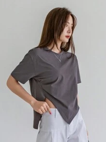 Dazy-Less Solid Color Round Neck Short Sleeve T-Shirt With Asymmetrical Hem