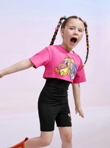 TOM & JERRY X SHEIN Conjunto Casual de Verão para Jovem Garota com Top Crop Oversize Fofo com Estampa em Carta de Desenho Animado e Ombro Caído, e Macaquinho Cami