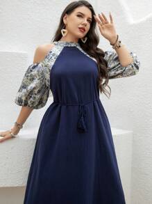Mulvari Plus Size Elegant Floral Print Cold Shoulder Lantern Sleeve Belted Dress - Navy Blue - View 1