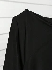 SHEIN CURVE+ Pantalones capri de talla grande de cintura alta con elástico y abertura lateral en color negro - Negro - Ver 3