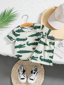 SHEIN Baby Boy Cartoon Alligator Pattern Round Neck Tee And Shorts Set - Green - View 1
