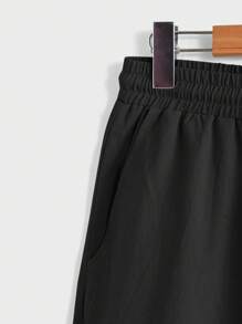 Manfinity Homme Men Notch Collar Solid Color Short Sleeve Shirt And Pants Set - Black - View 3