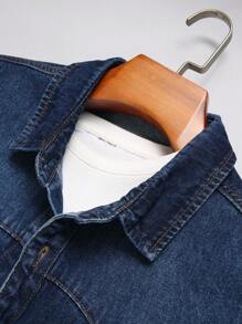 Manfinity Homme 男士時尚長袖牛仔鈕扣襯衫，棉質深藍色派對時尚朋友服裝 - 深色水洗藍 - 查看 3