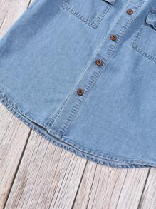 中小童男生鈕扣領丹寧襯衫，附領帶和口袋