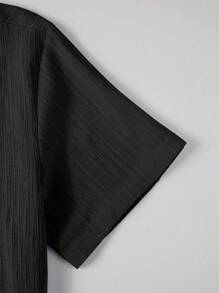 Manfinity Hypemode Chemise d'été décontractée pour hommes, à manches courtes et de couleur unie