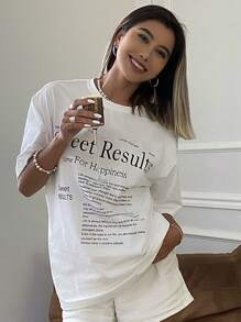 DAZY Camiseta de manga corta con cuello redondo y eslogan impreso para el verano, camiseta gráfica oversize