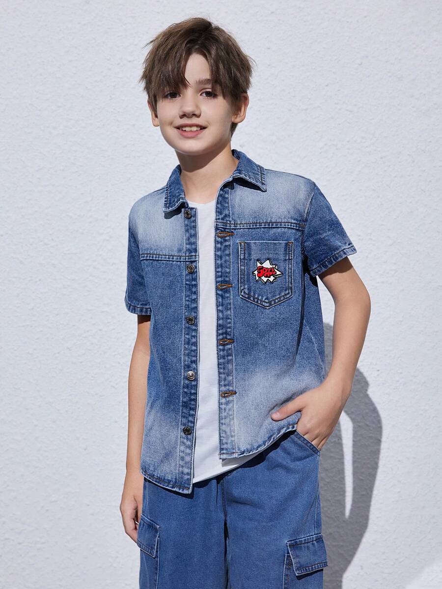 Chaqueta informal de mezclilla lavada con botones y estampado moteado para niño preadolescente - Azul lavado medio - Ver 1