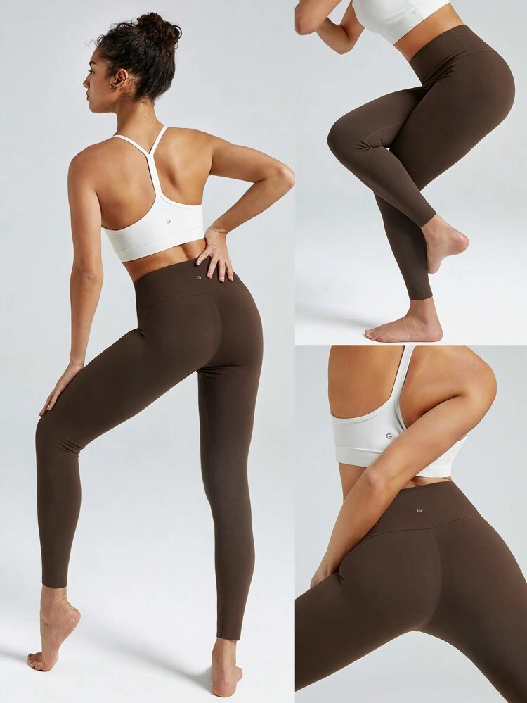 Legging de poche arrière confortable, longue durée, sans couture, taille haute et impact faible pour le yoga FeatherFit™ Keep It Classic de 24"