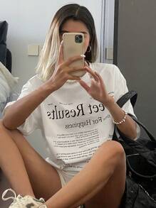 DAZY Camiseta de manga corta con cuello redondo y eslogan impreso para el verano, camiseta gráfica oversize