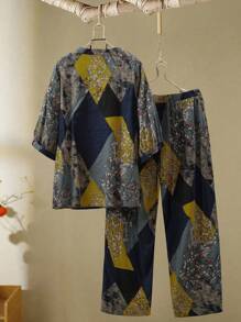 SHEIN LUNE Plus Size All-Over Printed Notch Neck Short Sleeved Shirt And Long Pants Two Pieces Set, Suitable For Summer