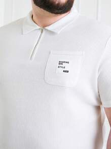 Manfinity Homme Herren Große Größen Buchstaben Muster Reißverschluss Halbe Knopfleiste Kurzarm lässig Polo Shirt