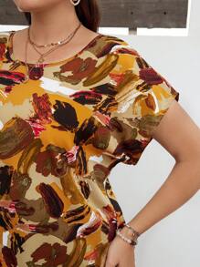 SHEIN VCAY Plus Size Women Fashionable Colorful Printed Short Sleeve Shirt