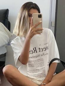 DAZY Camiseta de manga corta con cuello redondo y eslogan impreso para el verano, camiseta gráfica oversize