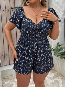 SHEIN VCAY Wakacyjny kombinezon plus size z drobnym kwiatowym nadrukiem, dekoltem w kształcie serca, marszczoną talią