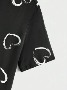 Manfinity VCAY Camisa Casual Masculina de Manga Curta Solta e Estampada com Coração para o Verão