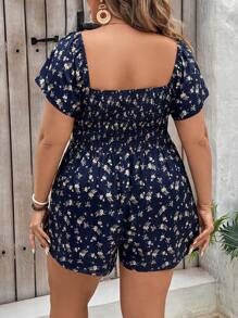 SHEIN VCAY Wakacyjny kombinezon plus size z drobnym kwiatowym nadrukiem, dekoltem w kształcie serca, marszczoną talią