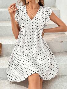 SHEIN Essnce Summer White Base Black Cutout Heart Shape Floral V Collar A-Line Casual Vacation Dress - Black and White - View 4