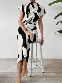 RosyDaze Stand Collar Pleated All-Over Printed Summer Dress Maxi Women Outfit - Black and White - View 5